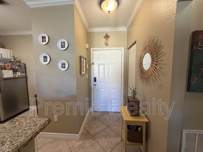 Photo - 2705 Via Murano Unit #435