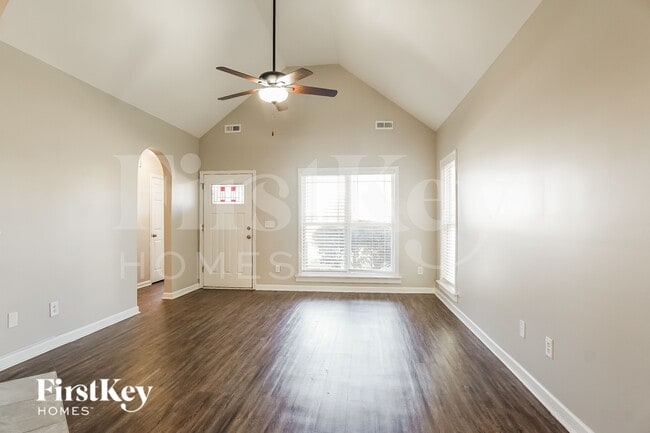Photo - 193 Creekstone Tr