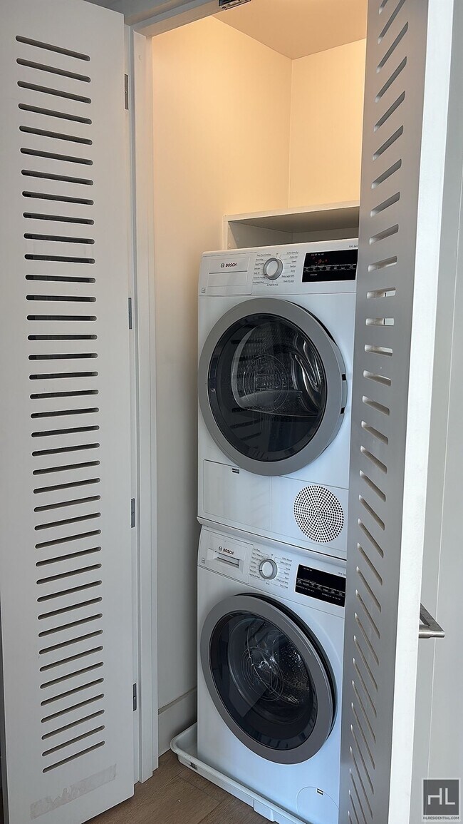 Photo - EAST 2ND ST Unit 7B