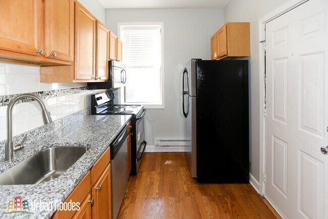 Photo - 3639 W Dickens Ave Unit 3A