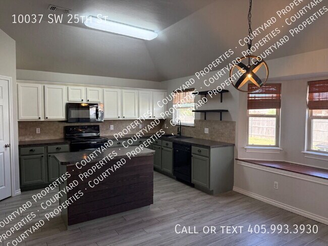 10037 SW 25th St