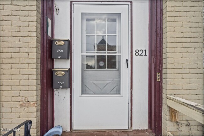 Photo - 821 23rd St Unit 2nd Floor