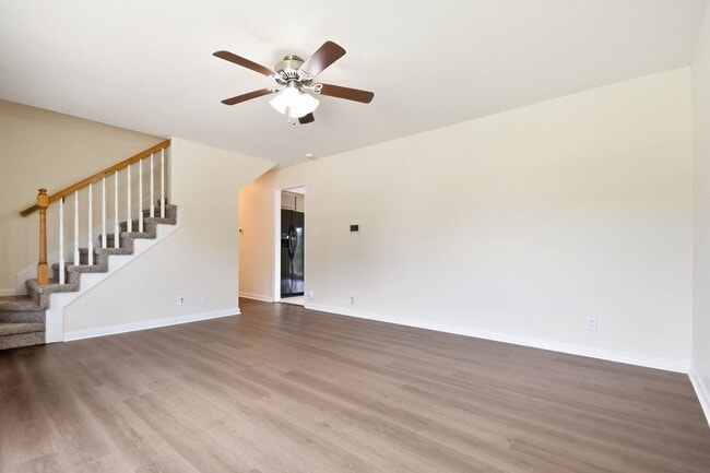 Photo - Pet Friendly Three Bedroom!