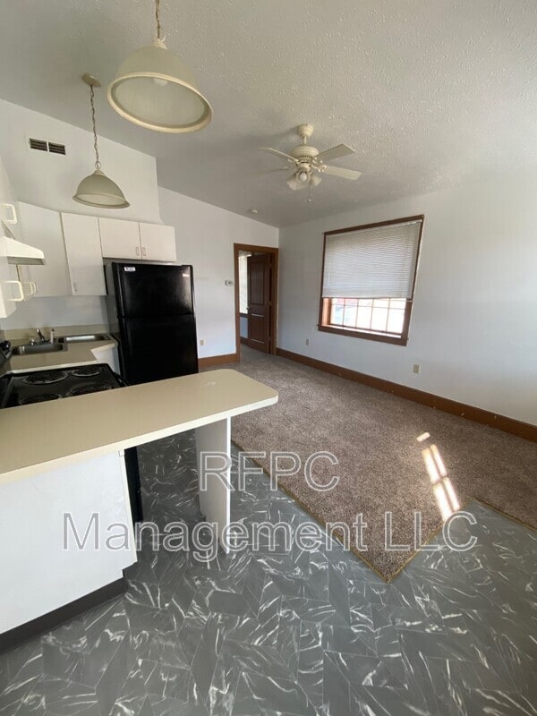Photo - 101 N 2nd St