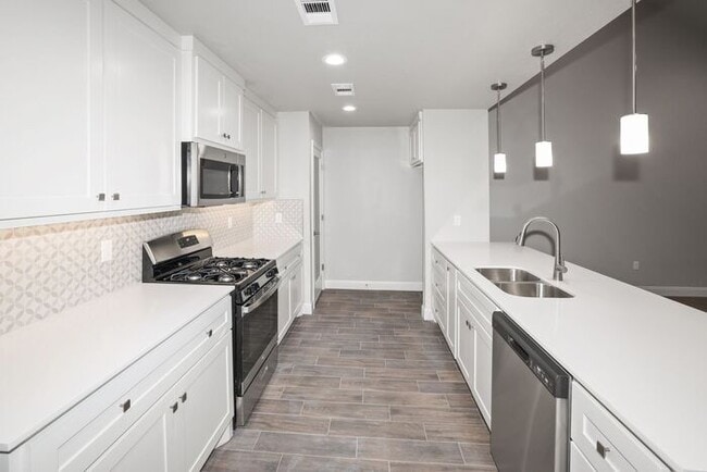 Photo - Now Available for Lease!