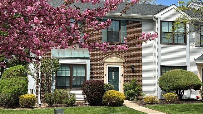 Photo - 391 Danbury Ln Townhome