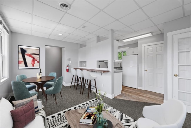 Photo - 518 Broad St