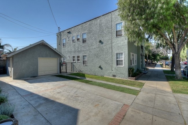 Photo - 1545 4th St