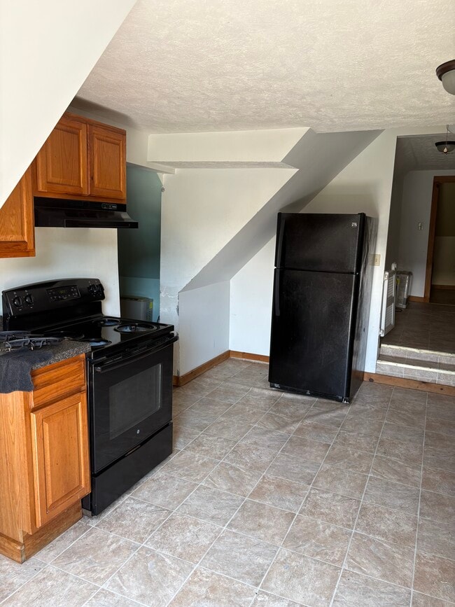 Building Photo - 414 Highgate Rd Unit Apartment 2