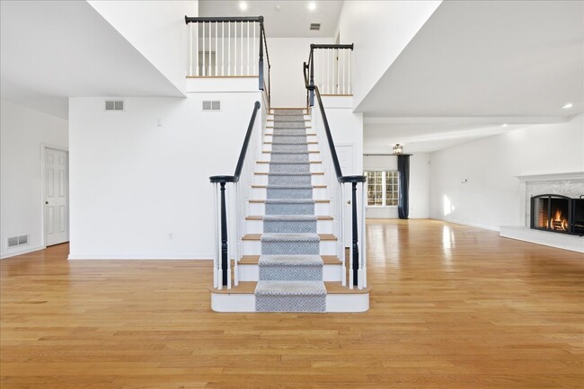 Photo - 48 Blue Hills Dr