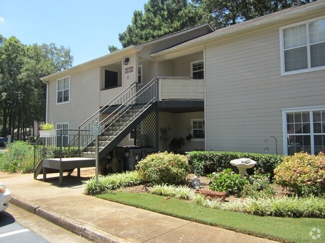 Building Photo - Meadowlark Apartments