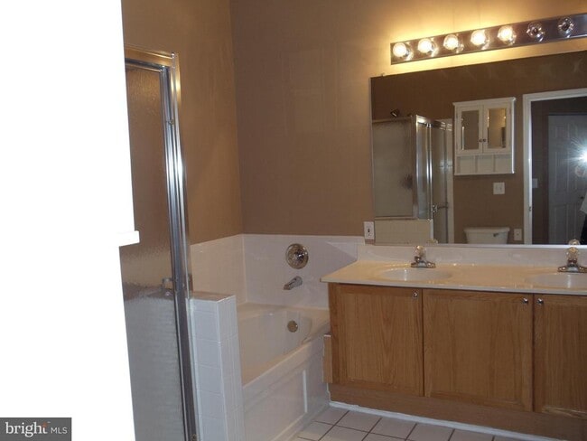 Photo - 2701 Bellforest Ct Unit 402