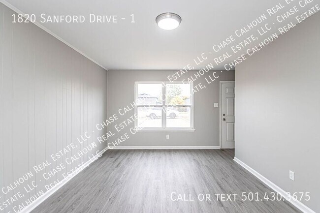 Photo - 1820 Sanford Dr Unit 1