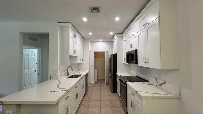 Photo - 3549 Forest Hill Blvd Unit 19