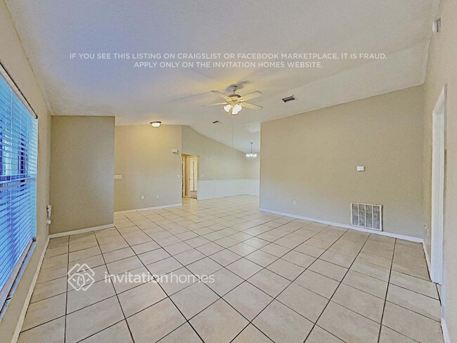 Photo - 8105 55th St E