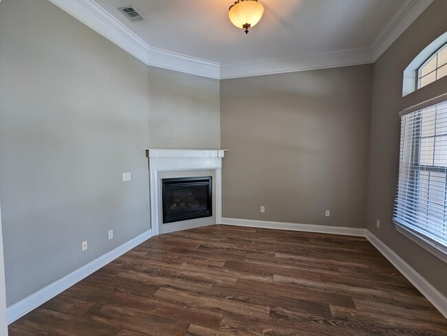 Photo - 1789 Ravenna Dr