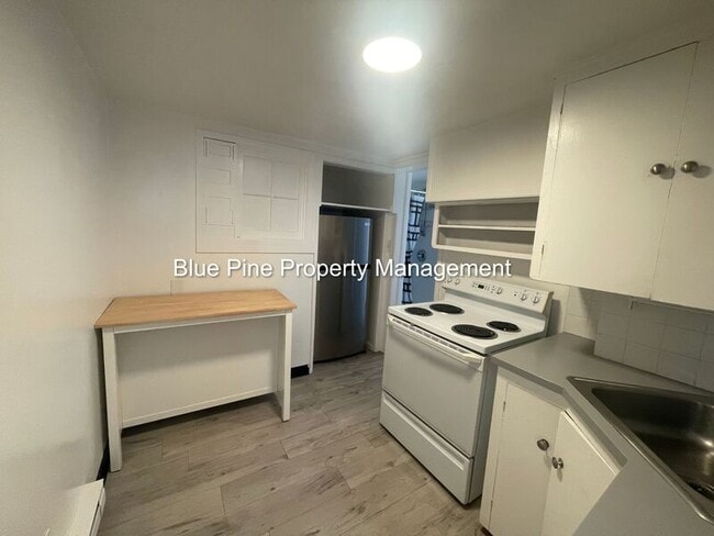 Photo - 110 1/2 4th Street