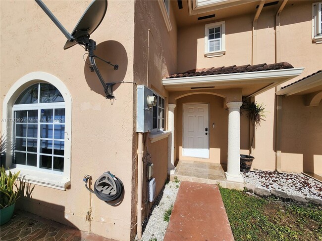 Photo - 15317 SW 36th Terrace Condominio Unidad 0