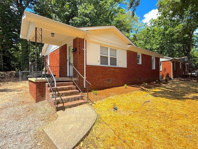 Photo - 3905 Tillman Rd