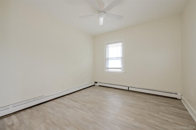 18 Watkins St Unit 2