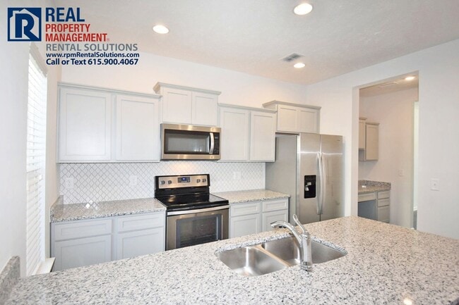 Photo - Amazing 3BR/2.5BA Mboro townhome 1mi from I-24! Triple Blackman Schools!