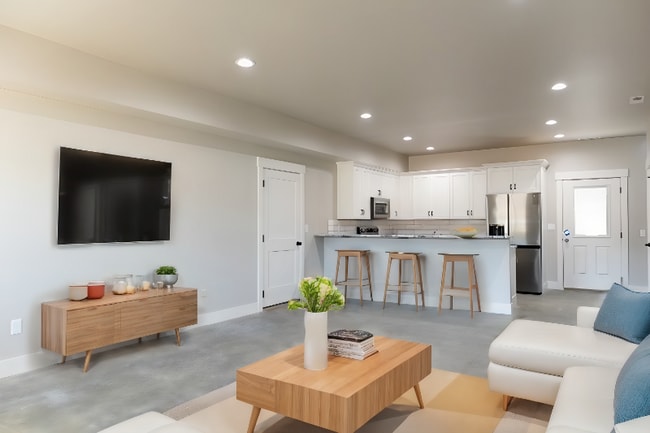 Photo - 1769 Grant Rd