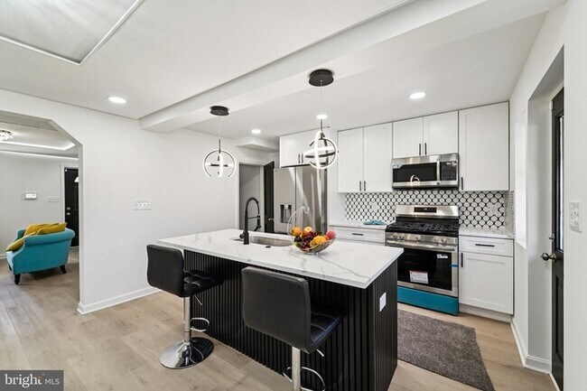 Photo - BEAUTIFUL 3 Bedroom 2 Bathroom Home