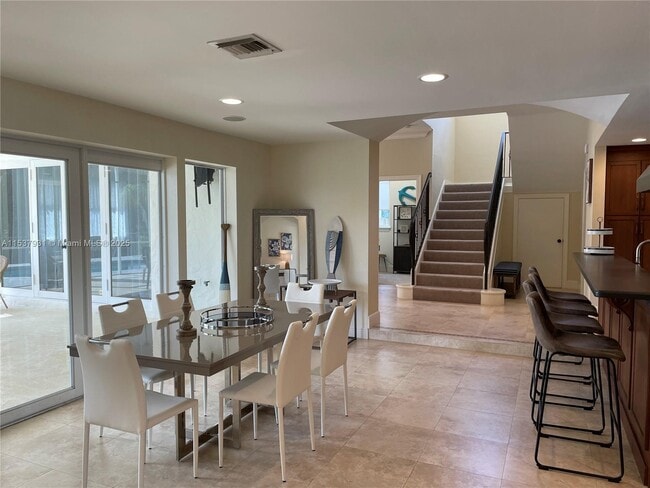 Photo - 1008 Orange Isle