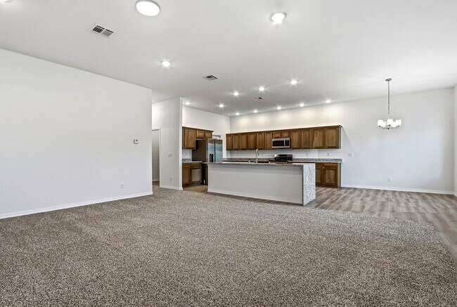 14329 Steve Joyce Pkwy