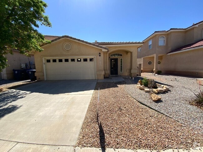 Building Photo - 3 Bedroom Single Story Home Available Near...