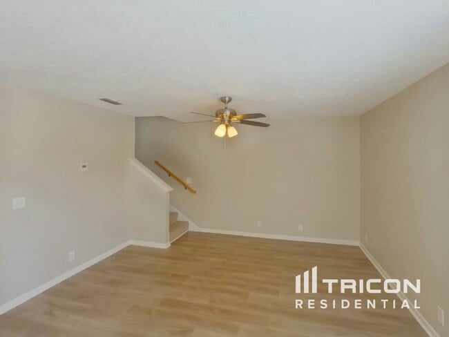 Photo - 2616 Apostle Ln