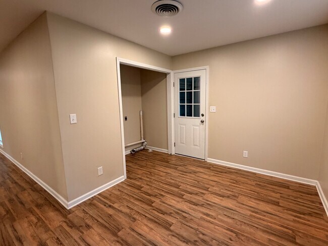 Photo - 3507 Camellia Cir
