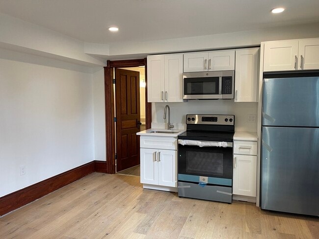 Photo - 41 Summer St Unit 1