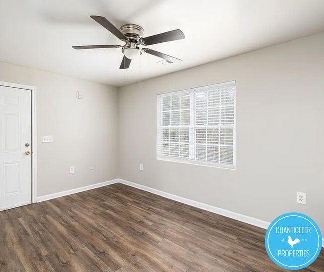 Photo - 1041 W Barton St Unidad R