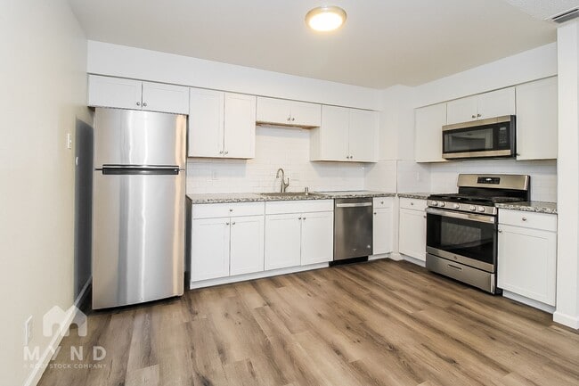 Photo - 7304 Lawnwood Dr