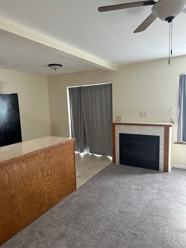 Building Photo - 560/566 7th Ave. Unit 560 7th Ave. Rental