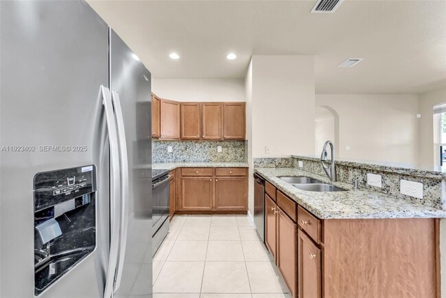 Photo - 9205 SW 170th Pl