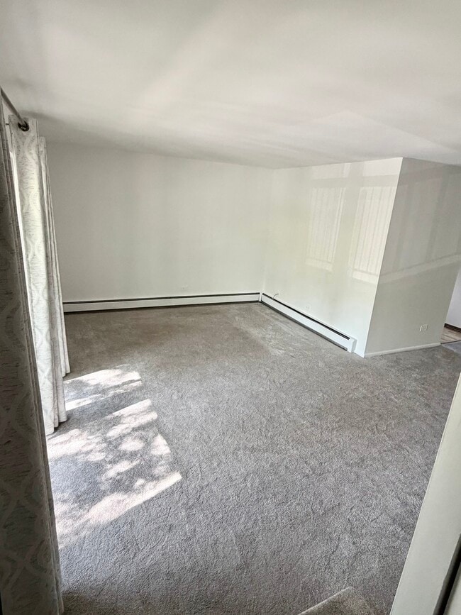 Photo - 811 S Dwyer Ave