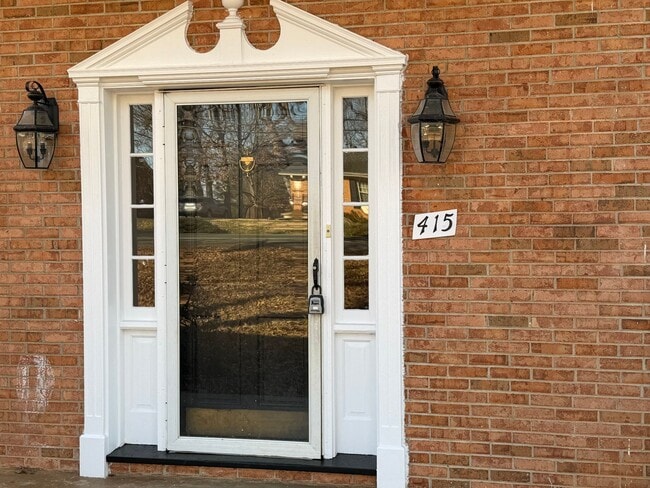 Photo - 415 Carrsbrook Dr