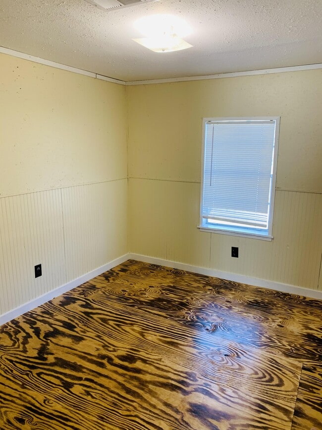 Photo - 105 Prune St