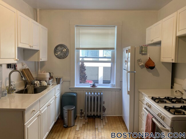 Photo - 14 Centre St Unidad 1