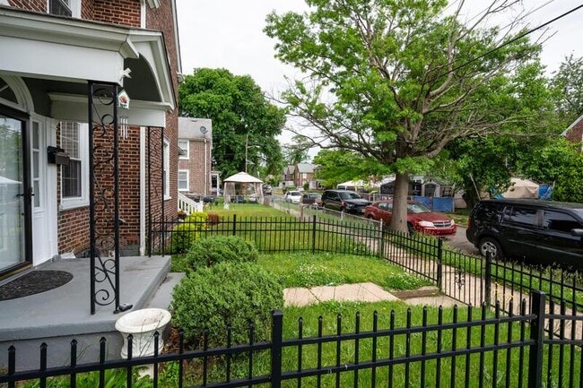 Photo - 1041 Ironside Rd