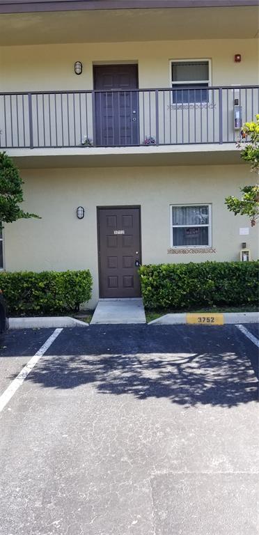 Building Photo - 3752 NW 91st Ln Rental