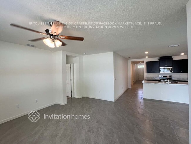 669 NW Prima Vista Blvd