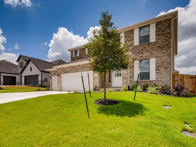 Photo - 334 Pecos River Xing