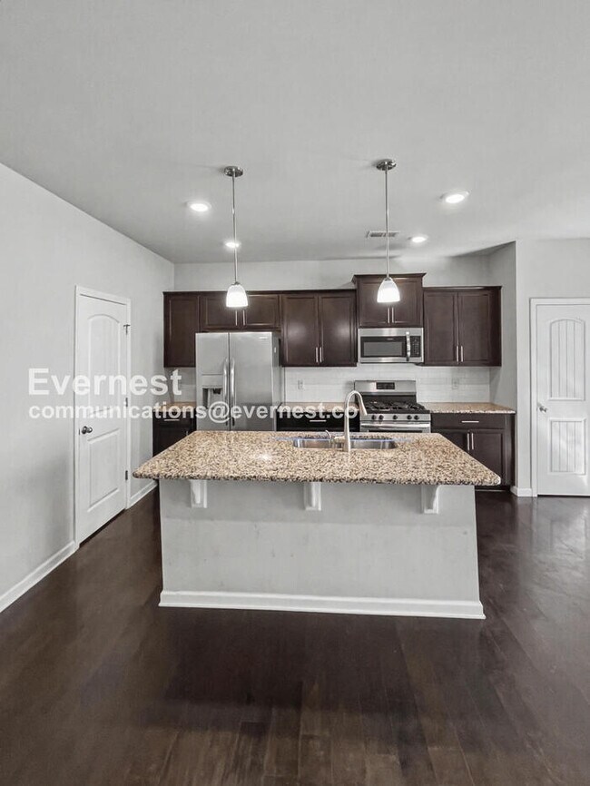 Photo - 4152 Grapevine Loop