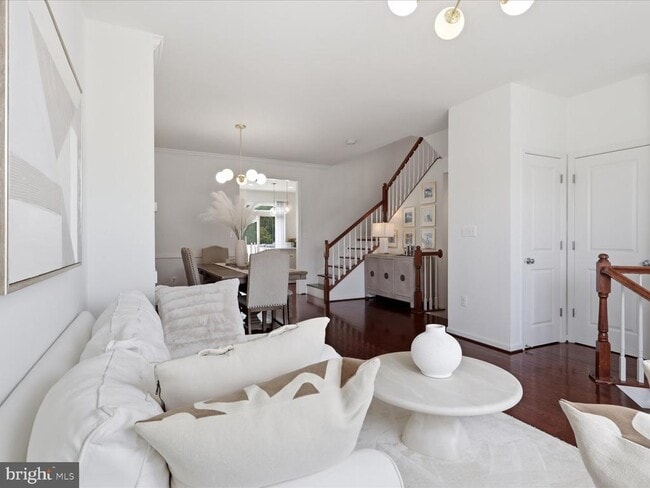 Photo - 25114 Harpenden Terrace