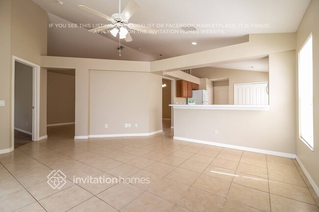 Photo - 212 Smokey Hill Ave
