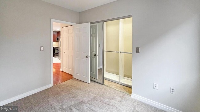 Photo - 2301 N St NW Unit 404