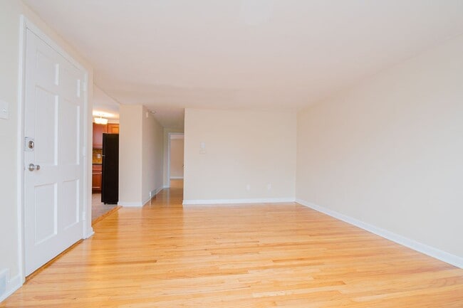 424 W Jefferson St Unit 1st Floor